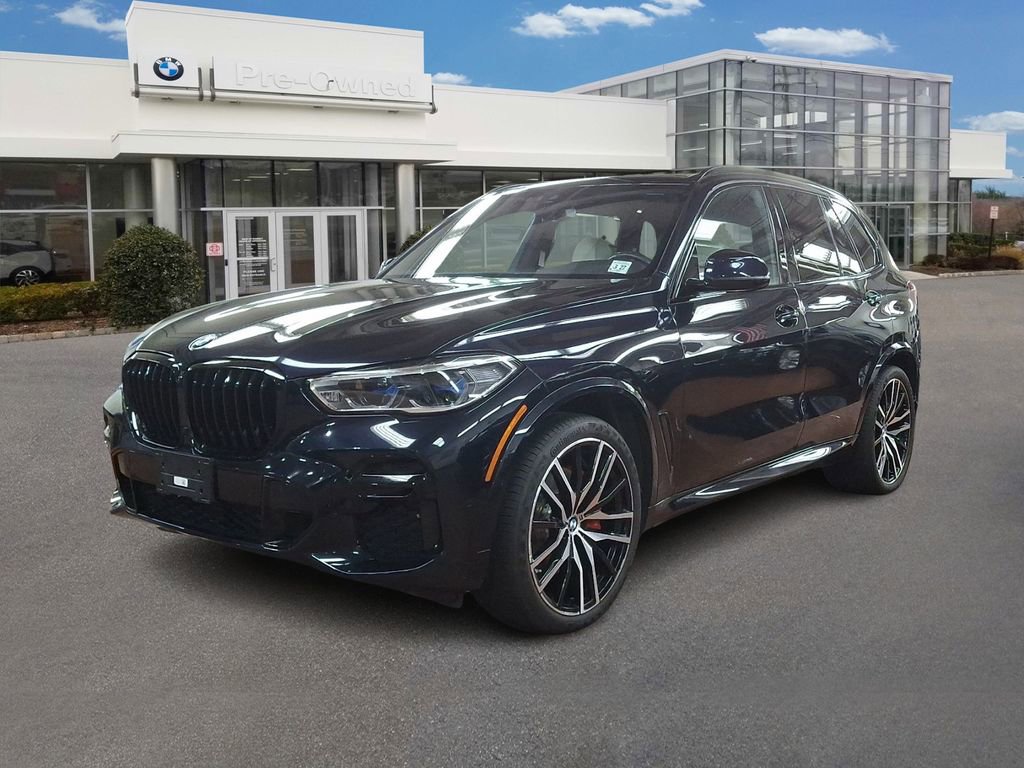 Certified 2022 BMW X5 xDrive40i w/ M Sport Package image 1