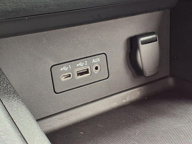 Used 2023 Nissan Sentra SV image 23