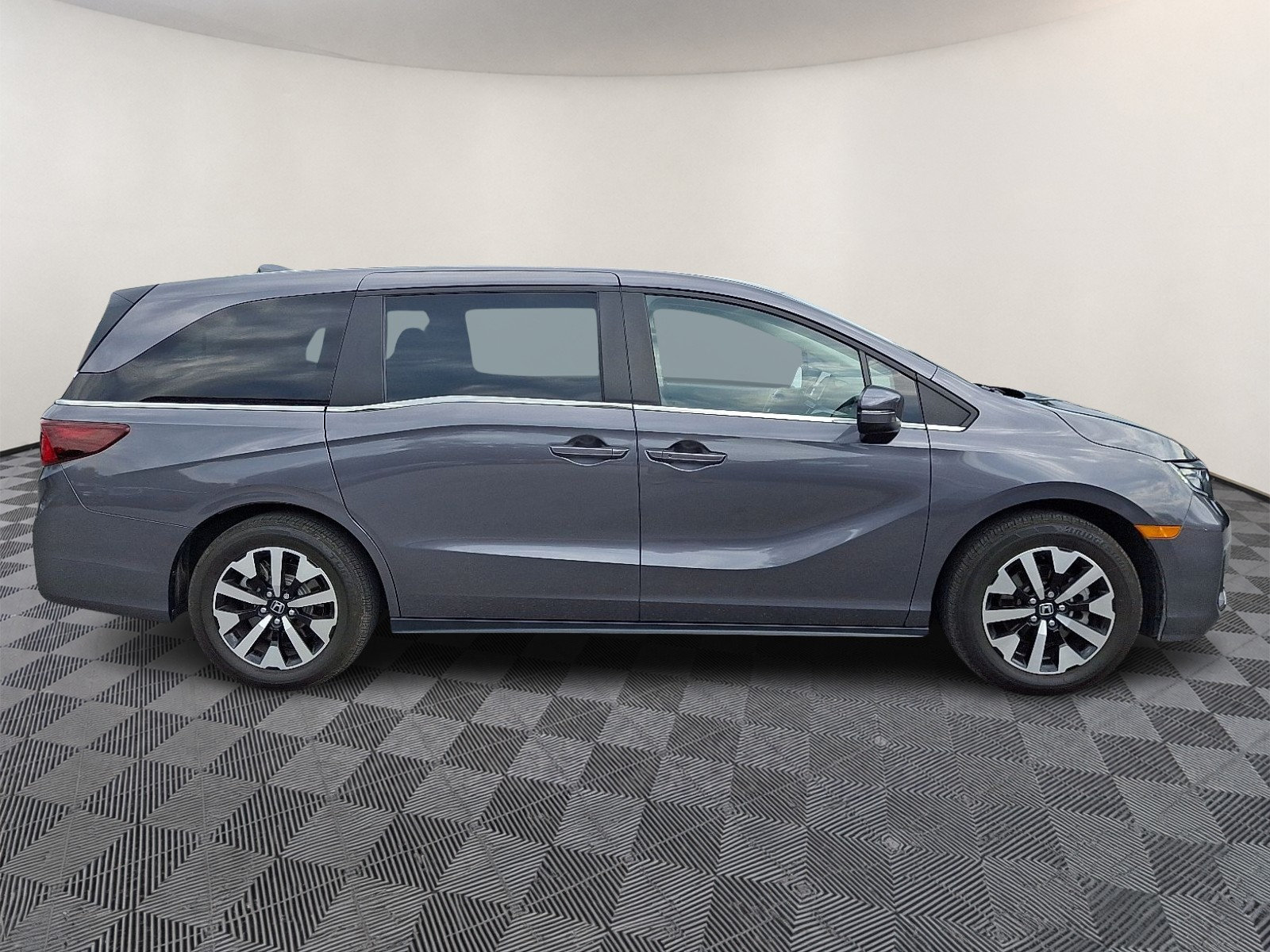 Used 2026 Honda Odyssey EX-L image 7