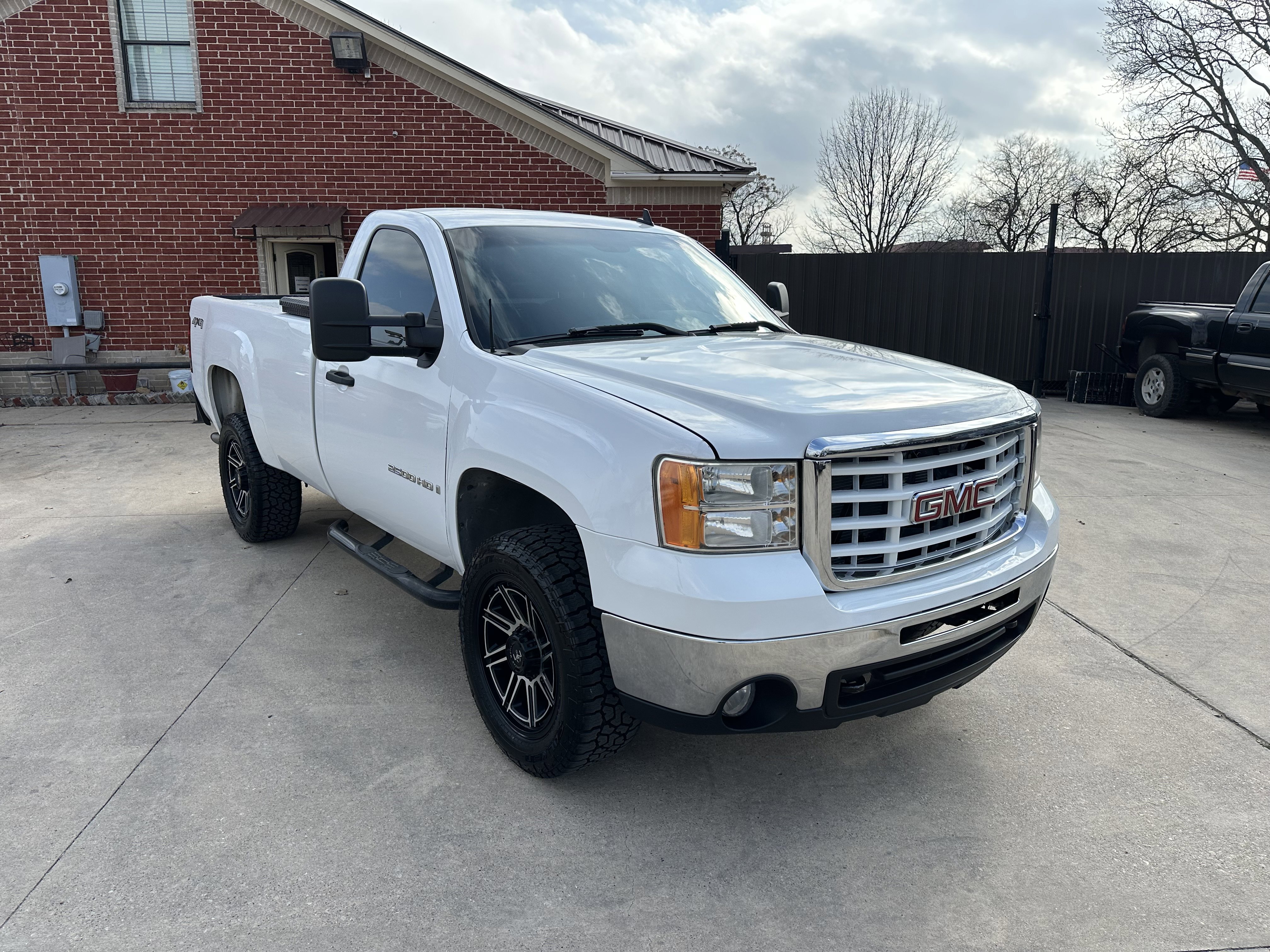 Used 2007 GMC Sierra 2500 W/T w/ Snow Plow Prep Package