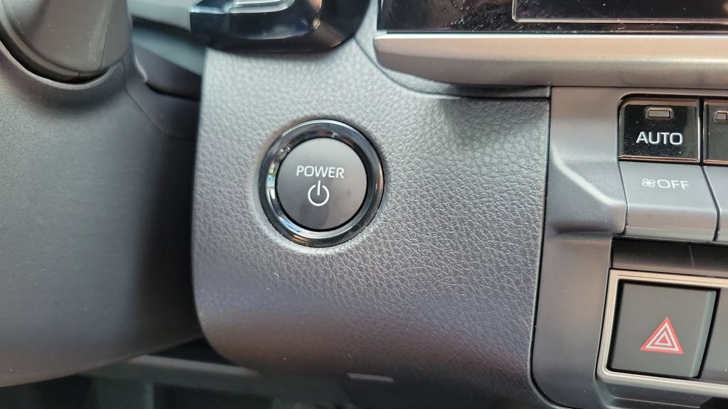 Used 2026 Toyota Camry XLE FWD image 23