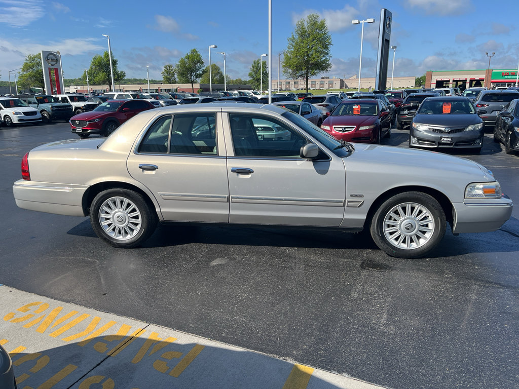Used 2011 Mercury Grand Marquis LS image 6