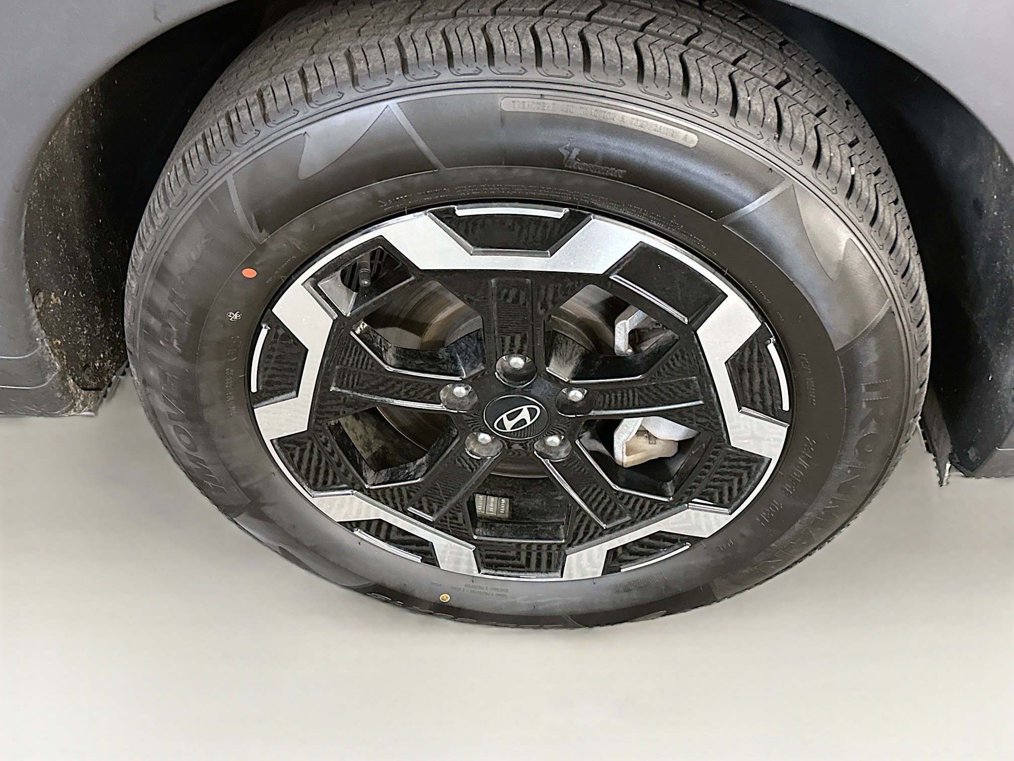 Used 2025 Hyundai Santa Fe SEL image 11