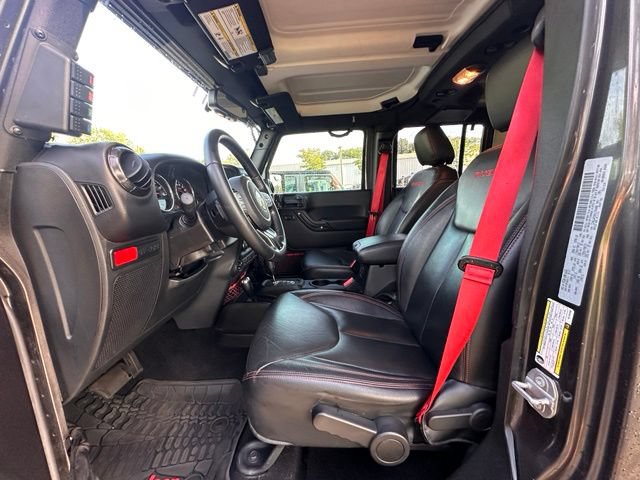 Used 2017 Jeep Wrangler Unlimited Rubicon AWD/4WD image 22