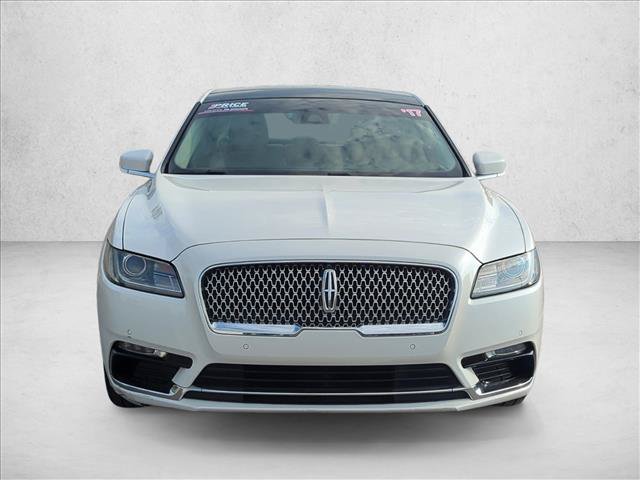 Used 2017 Lincoln Continental Select w/ Climate Package AWD/4WD image 2