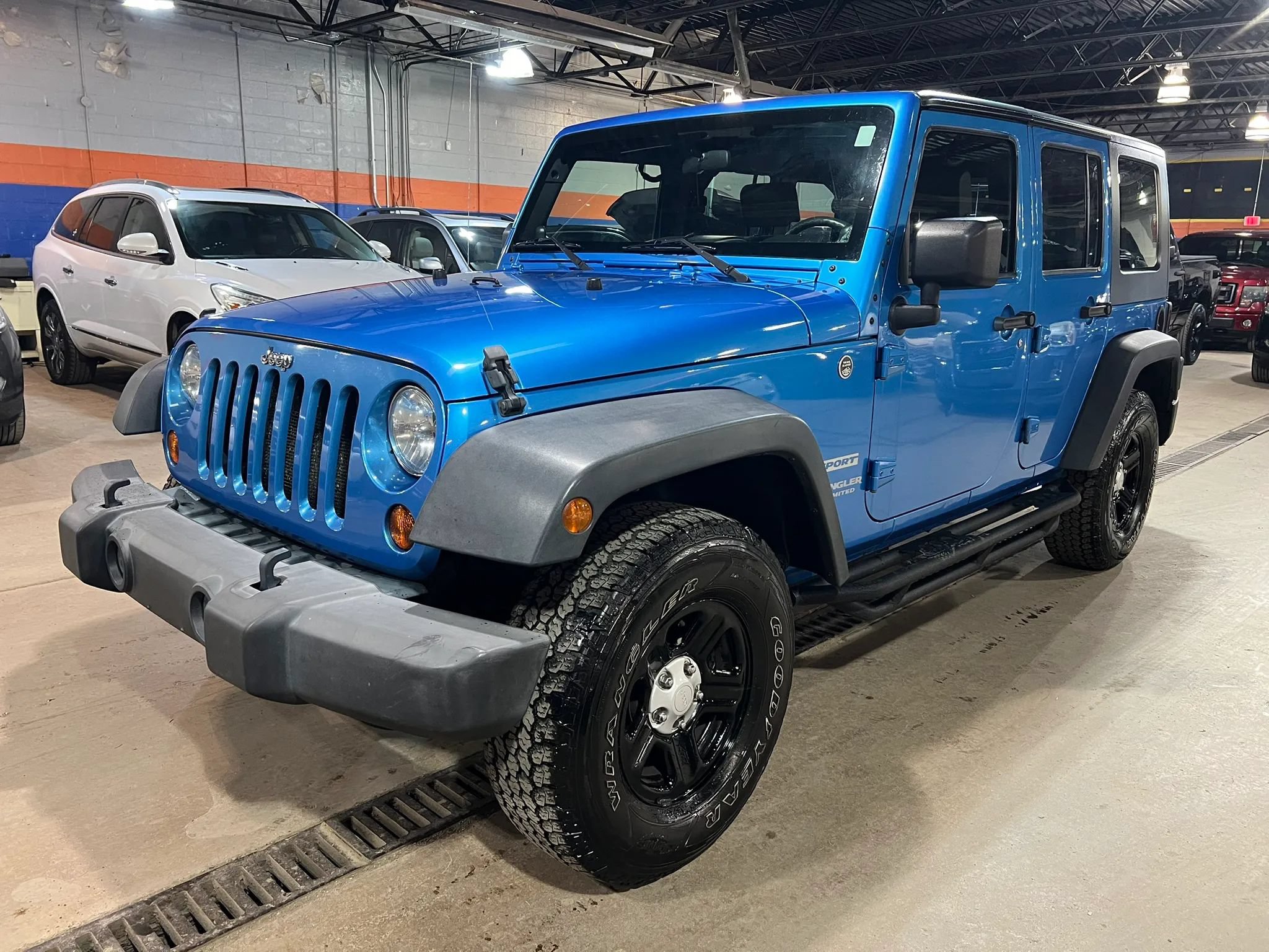 Used 2010 Jeep Wrangler Unlimited Sport AWD/4WD image 8