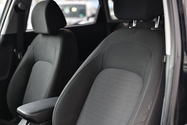 Used 2023 Hyundai Kona SEL image 19