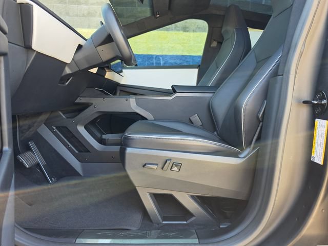 Used 2024 Tesla Cybertruck Cyberbeast AWD/4WD image 20