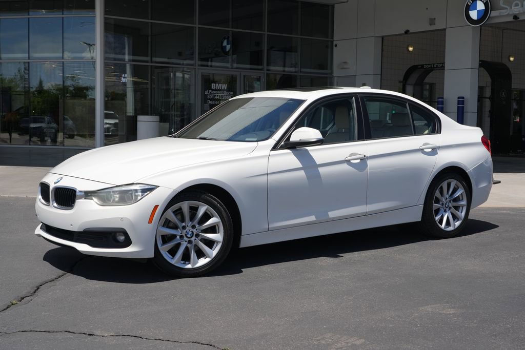 Used 2017 BMW 320i xDrive Sedan