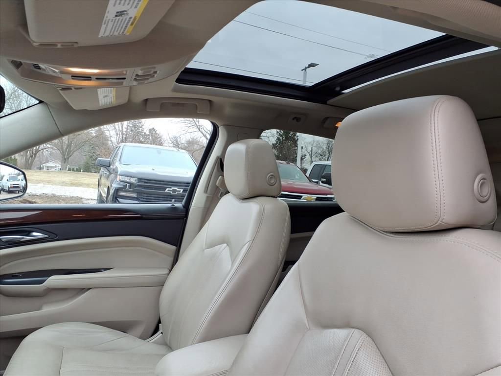 Used 2013 Cadillac SRX Premium image 18