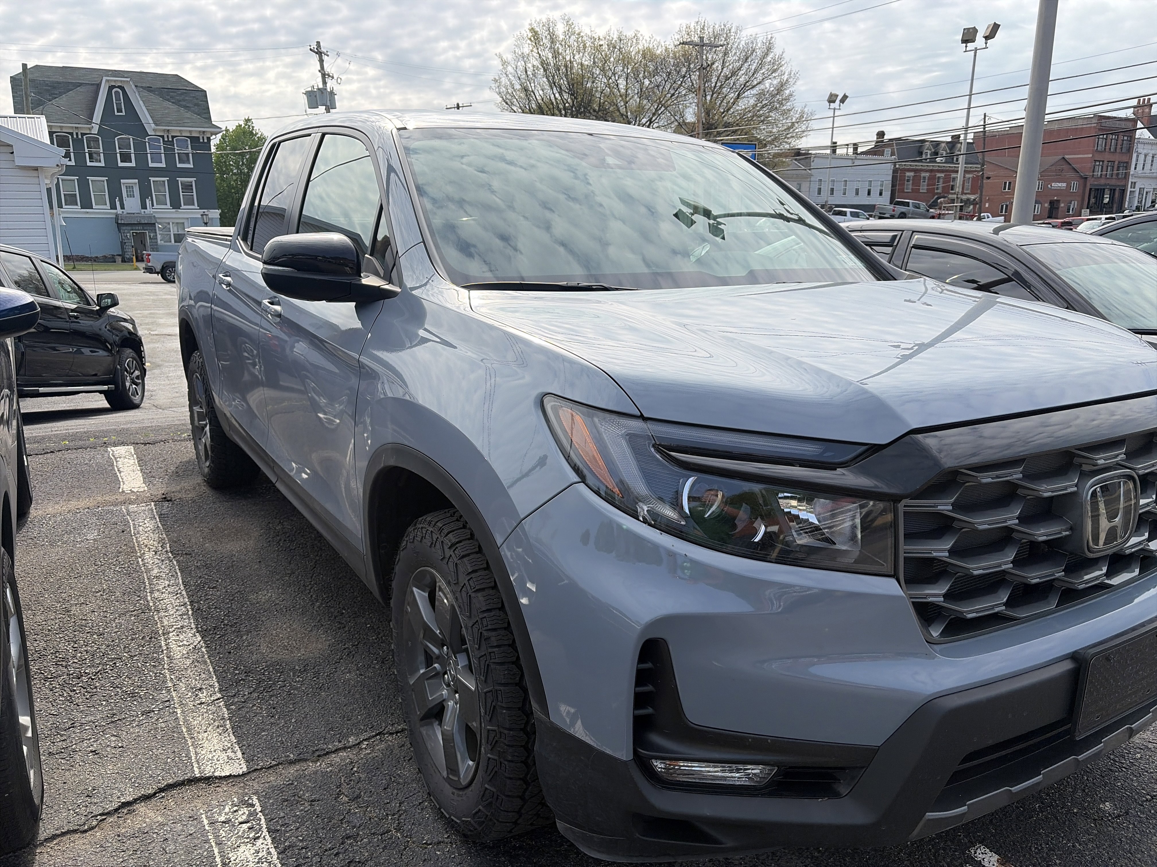 Used 2025 Honda Ridgeline TrailSport image 4