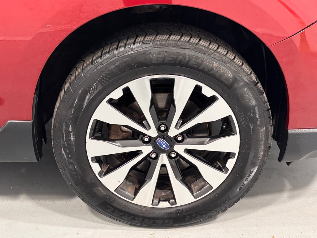 Used 2017 Subaru Outback 2.5i Limited AWD/4WD image 32