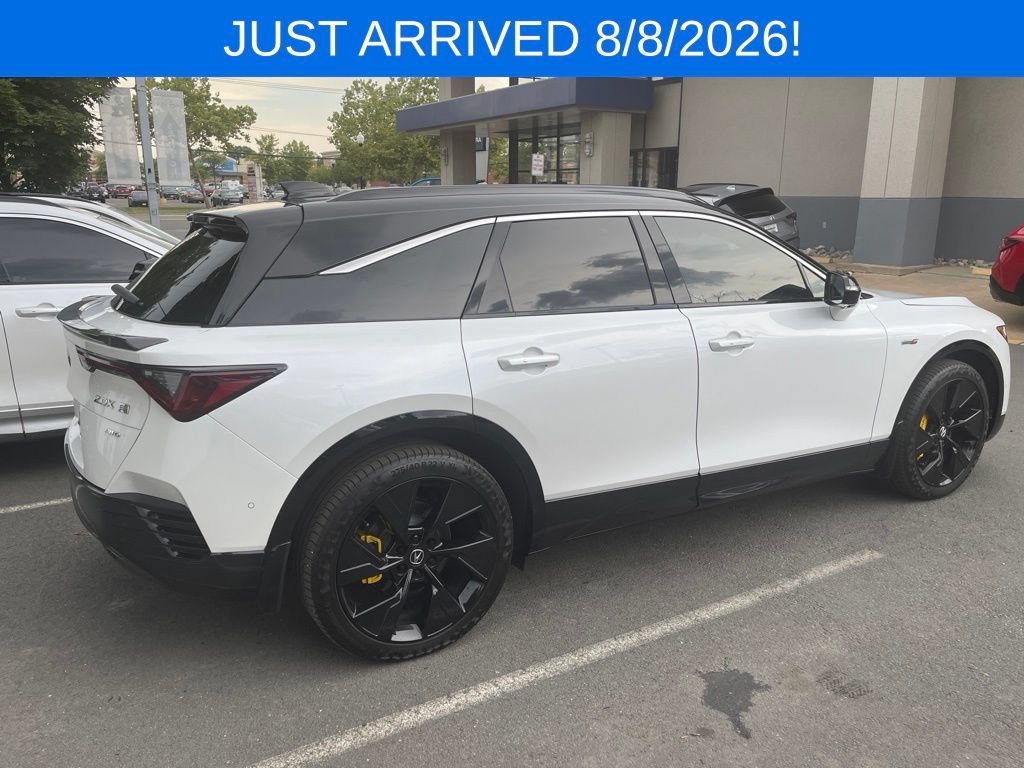 Used 2024 Acura ZDX Type S AWD/4WD image 2