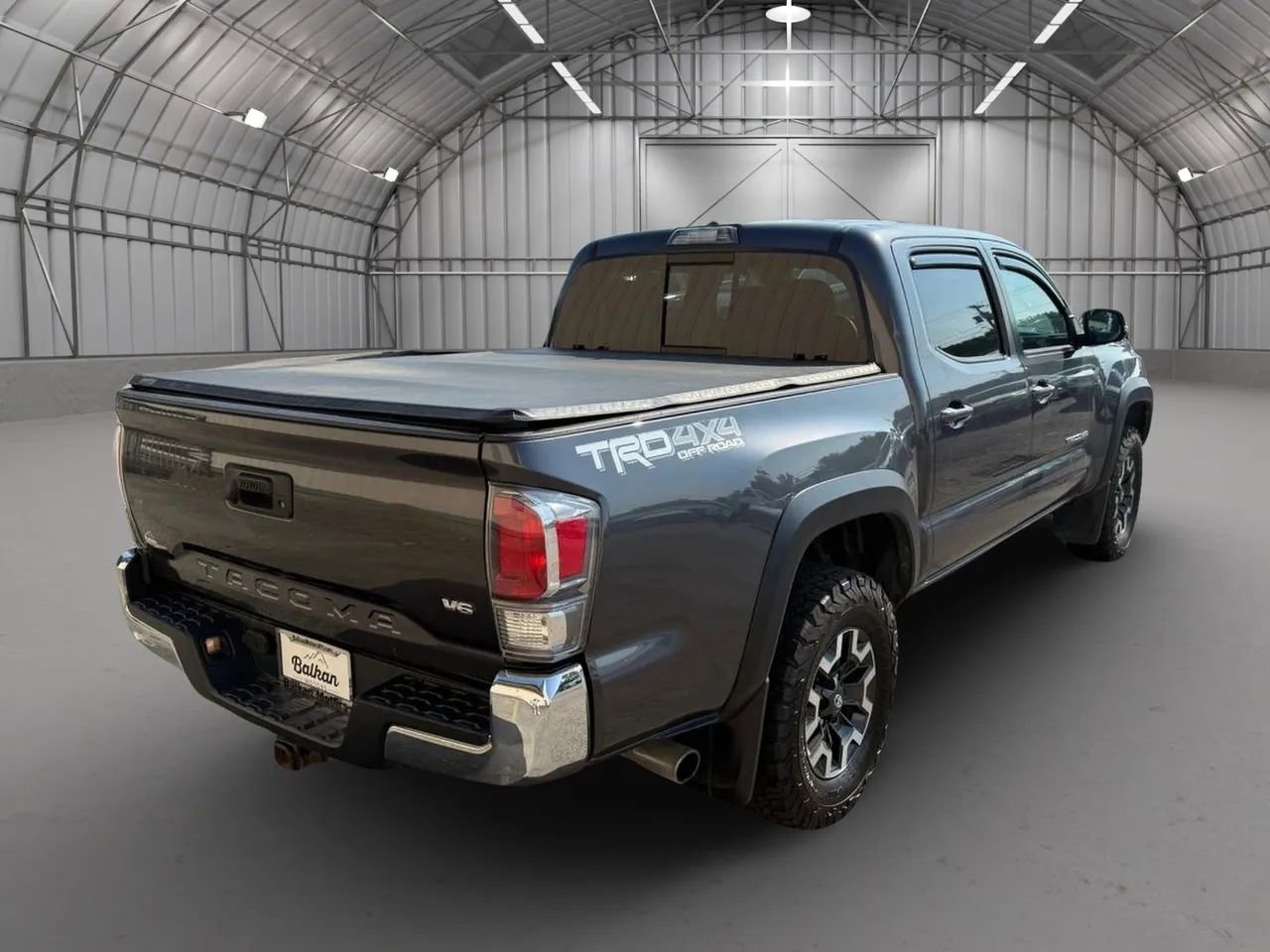 Used 2021 Toyota Tacoma TRD Off-Road image 4