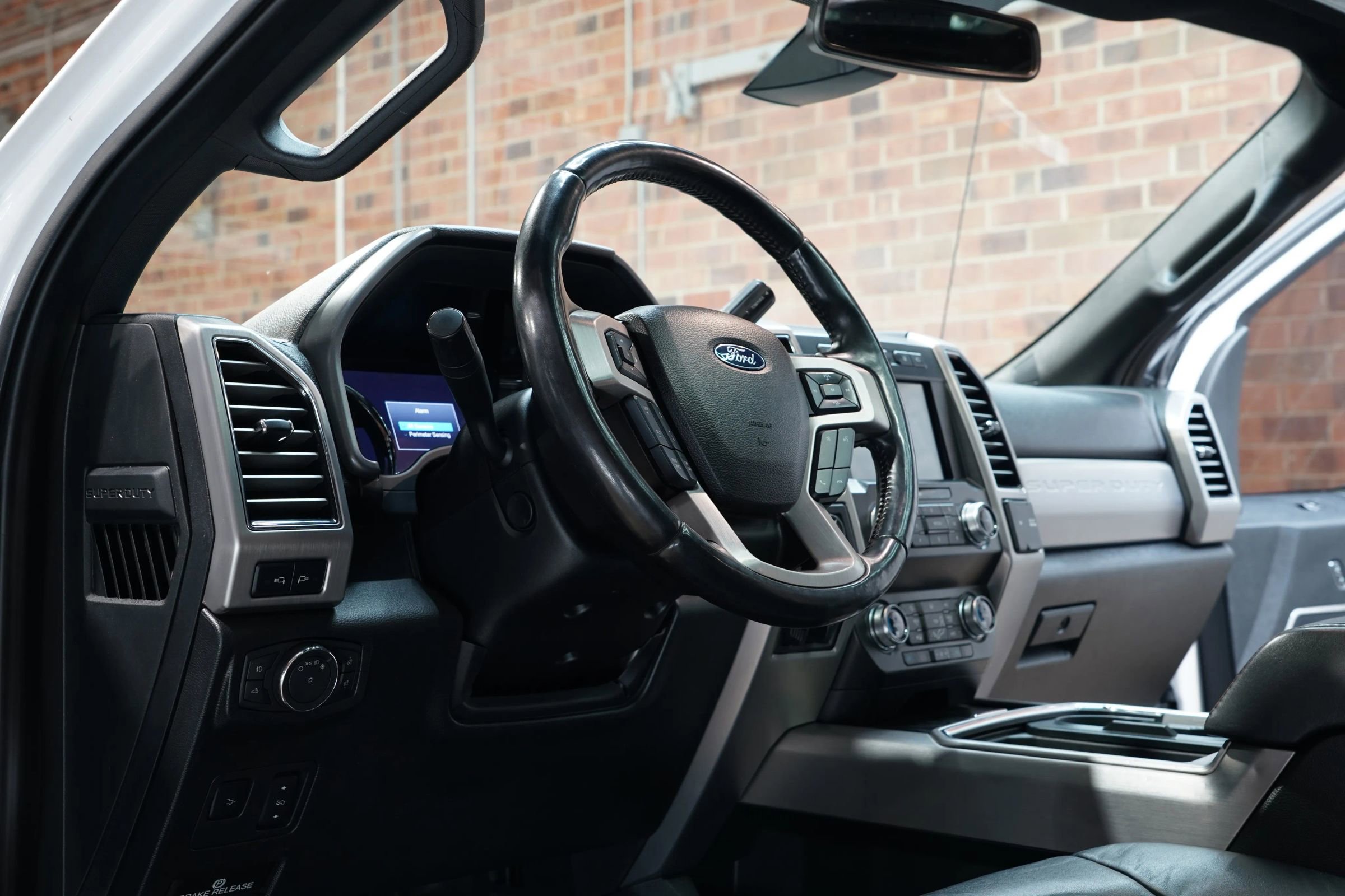 Used 2019 Ford F350 Platinum w/ Platinum Ultimate Package image 34