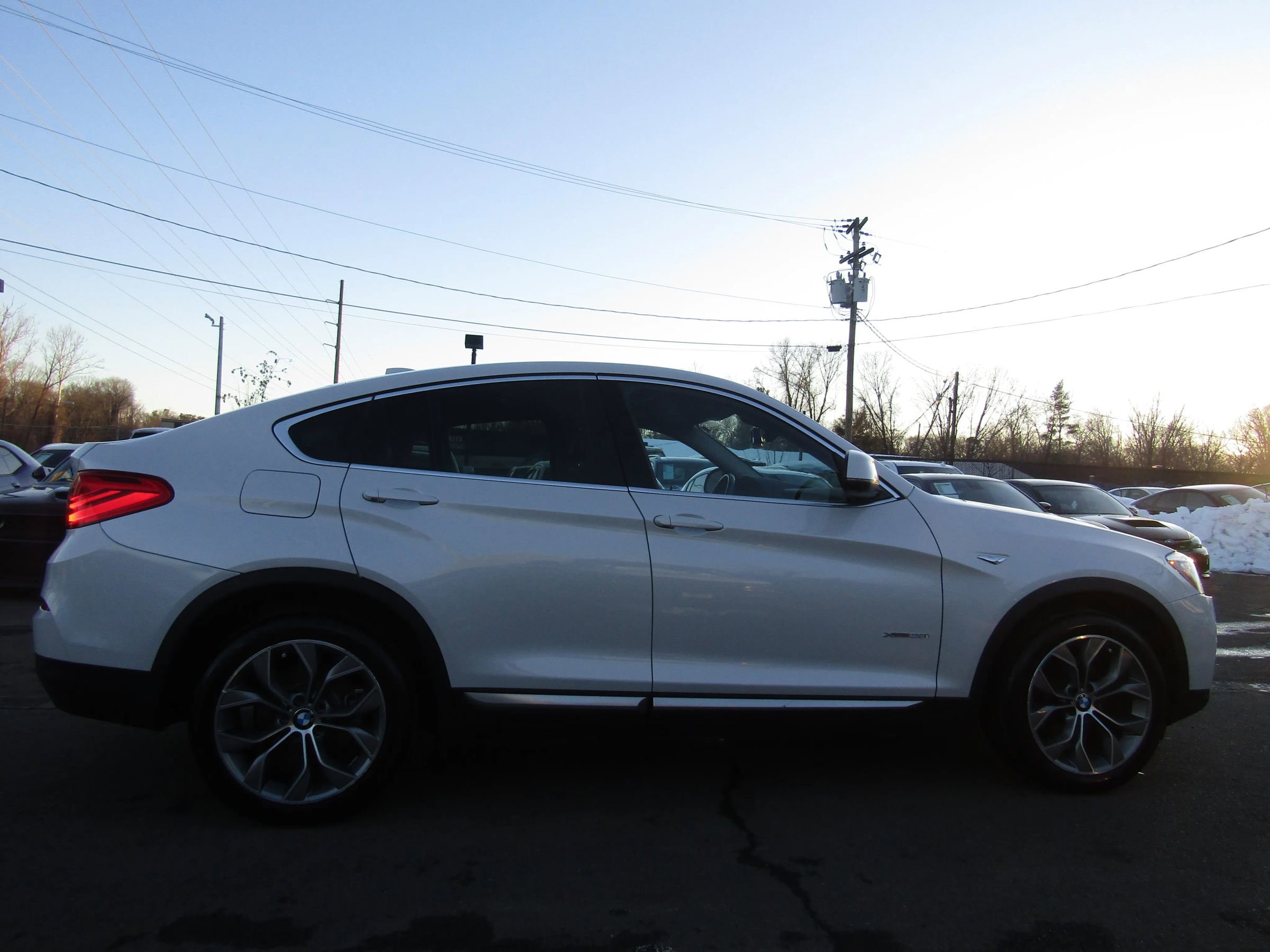 Used 2015 BMW X4 xDrive28i image 9