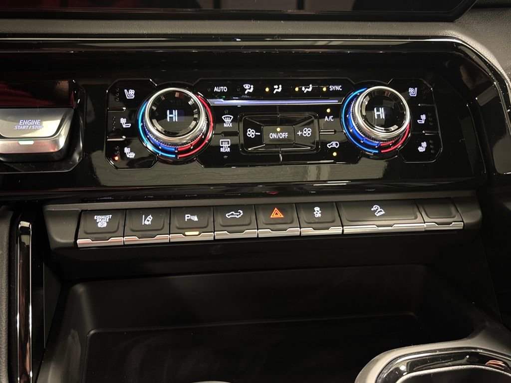 New 2026 GMC Sierra 2500 AT4 w/ AT4 Premium Plus Package image 39