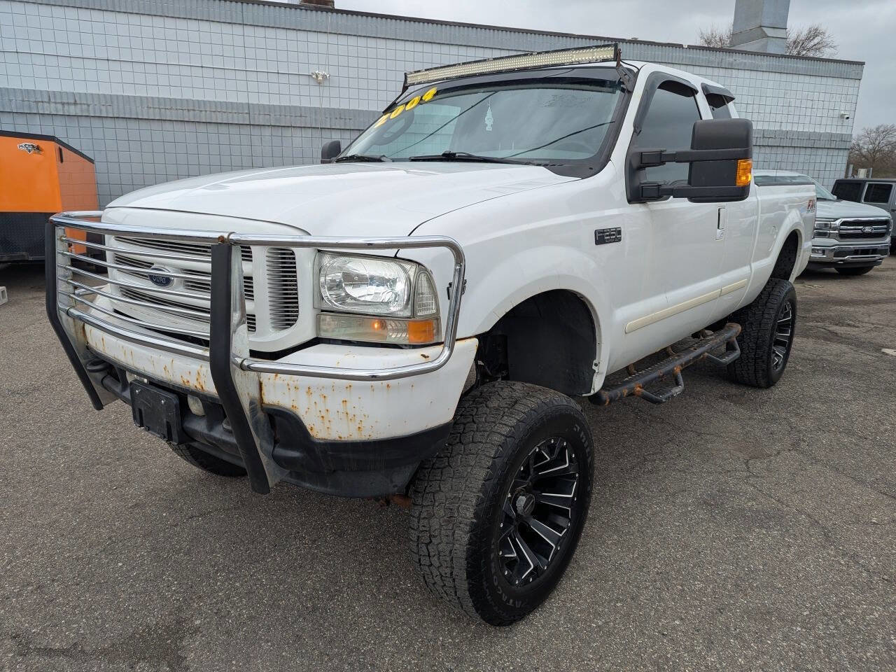 Used 2004 Ford F250 XLT image 3