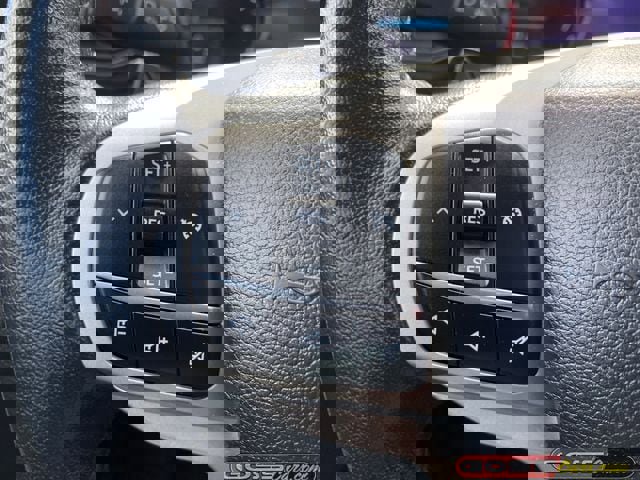 Used 2020 Ford Explorer XLT w/ Comfort Package image 18