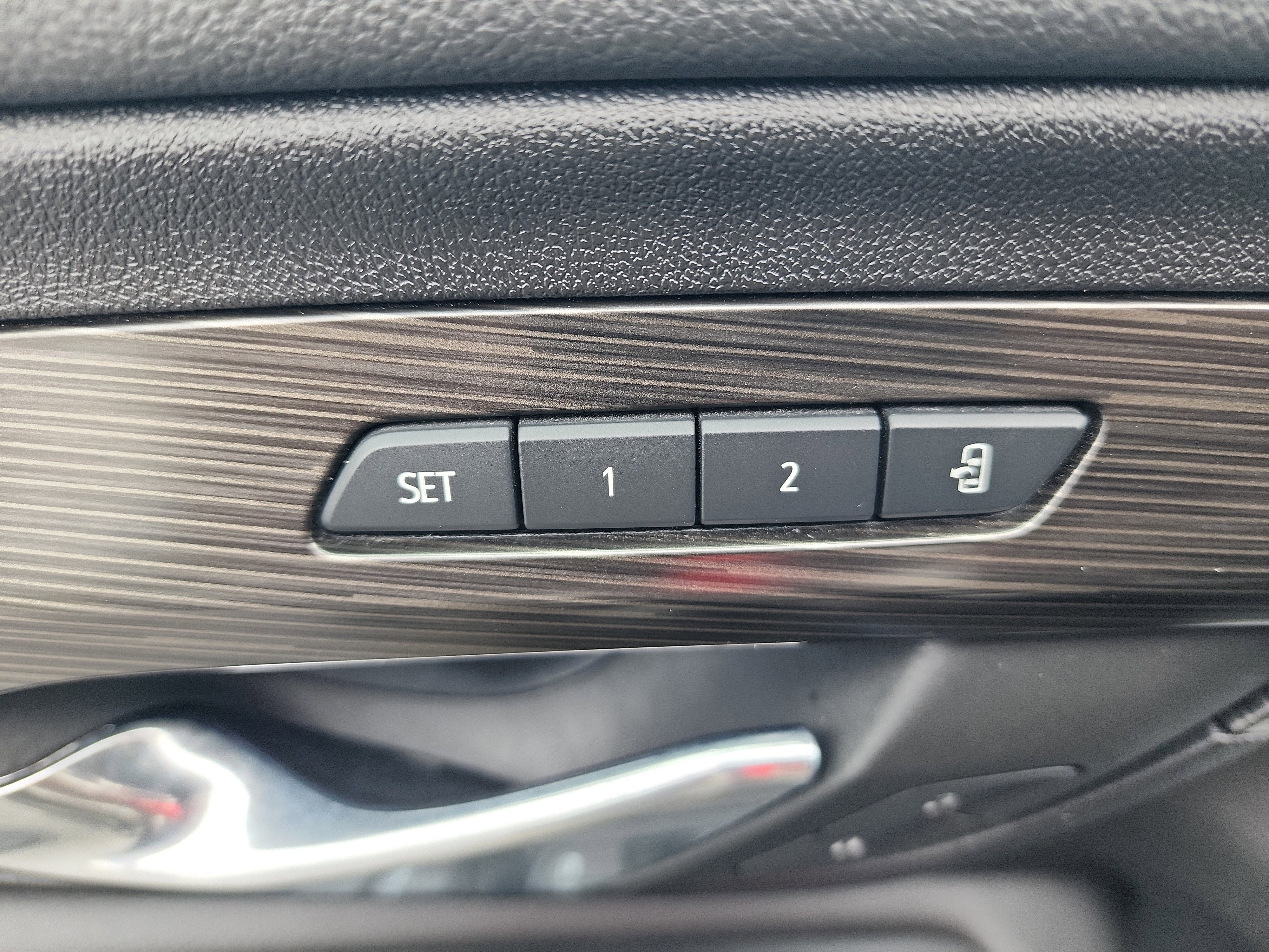 Certified 2024 GMC Terrain SLT AWD/4WD image 14