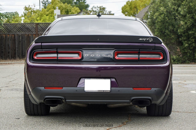Used 2020 Dodge Challenger SRT Hellcat RWD image 5