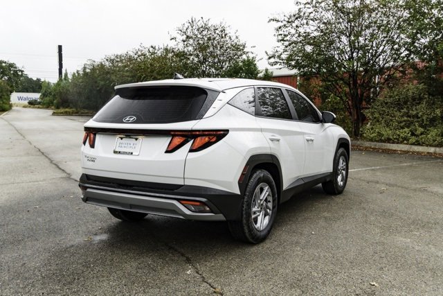 New 2026 Hyundai Tucson SE image 7