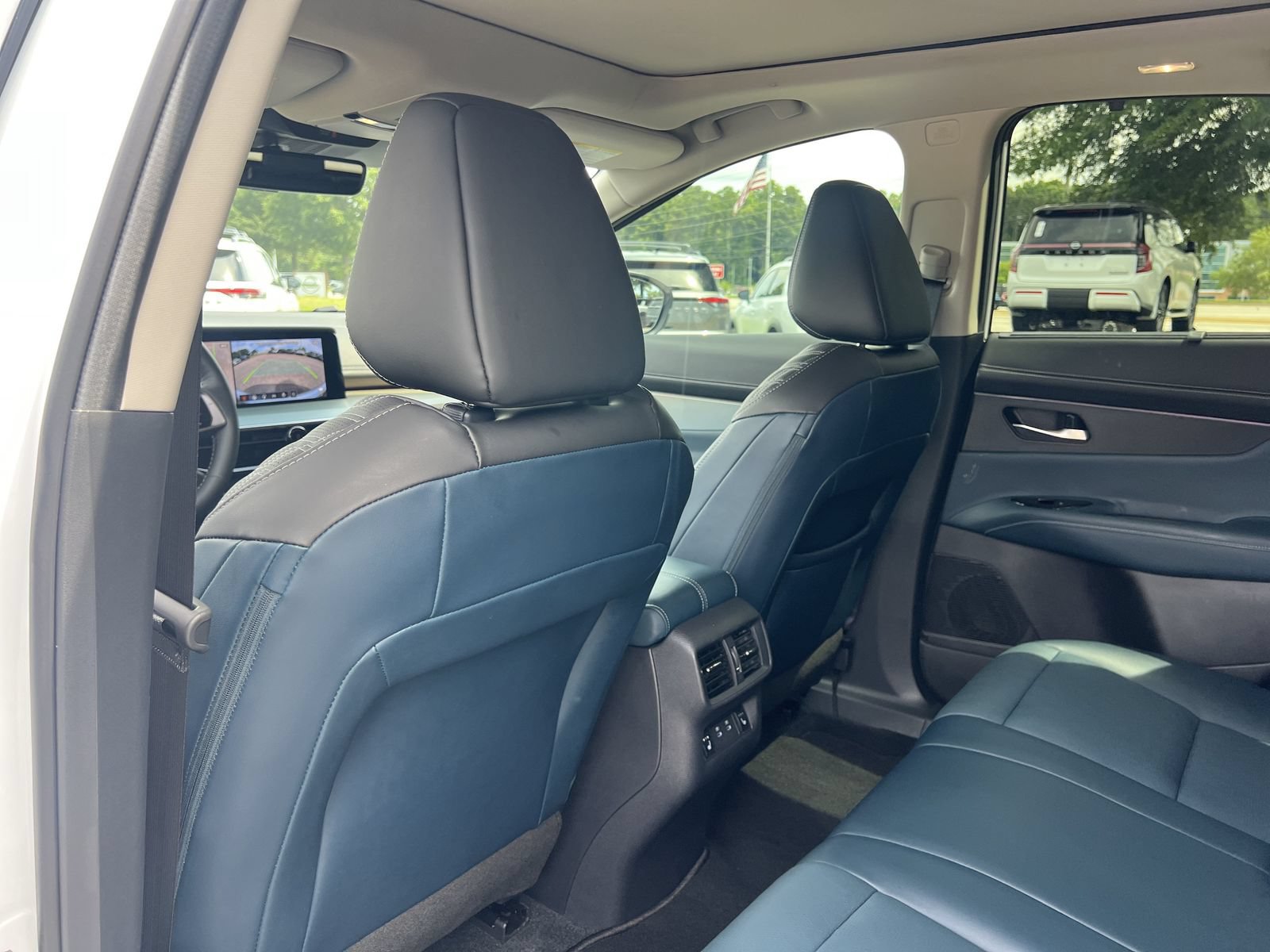 New 2026 Nissan Murano Platinum w/ Cargo Package AWD/4WD image 21