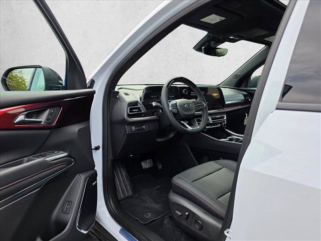 New 2026 Chevrolet Traverse Z71 w/ Enhanced Driving Package AWD/4WD image 23