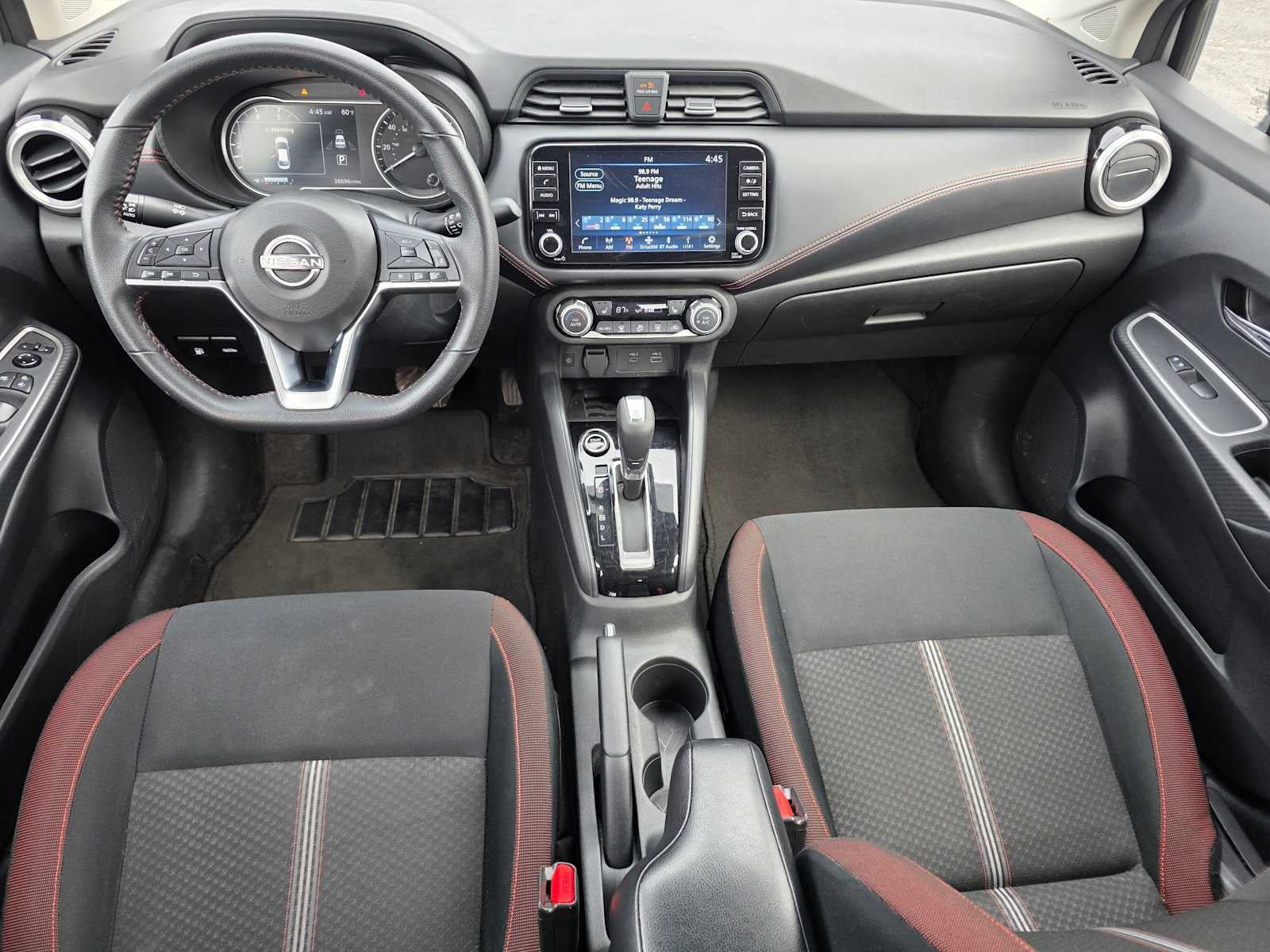Used 2024 Nissan Versa SR FWD image 18