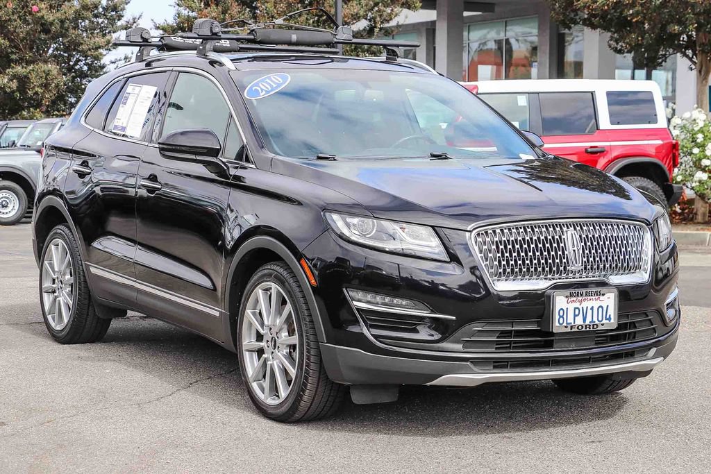 Used 2019 Lincoln MKC Reserve FWD image 3