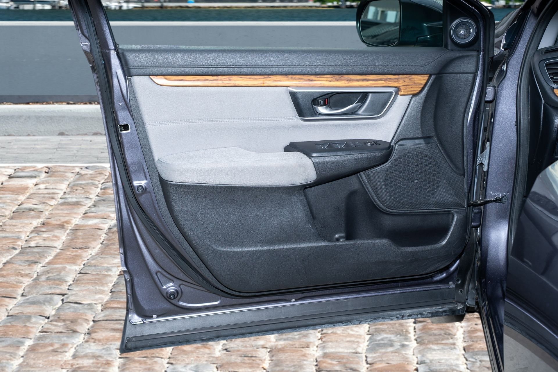 Used 2020 Honda CR-V EX image 10