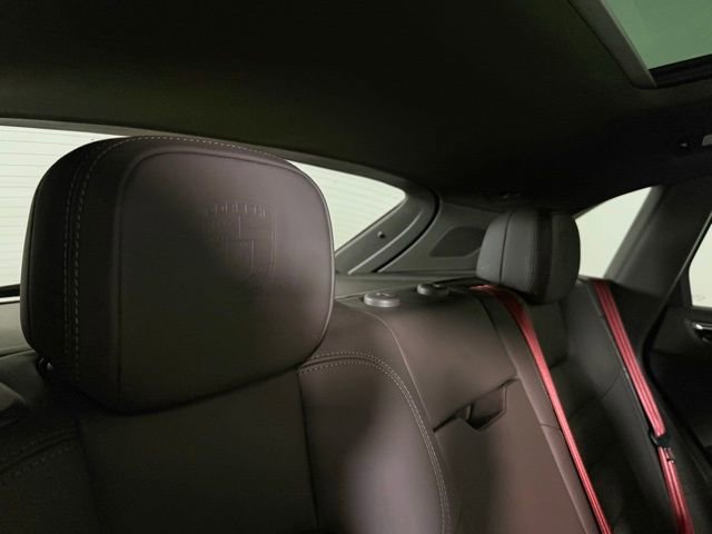 Used 2023 Porsche Macan image 29