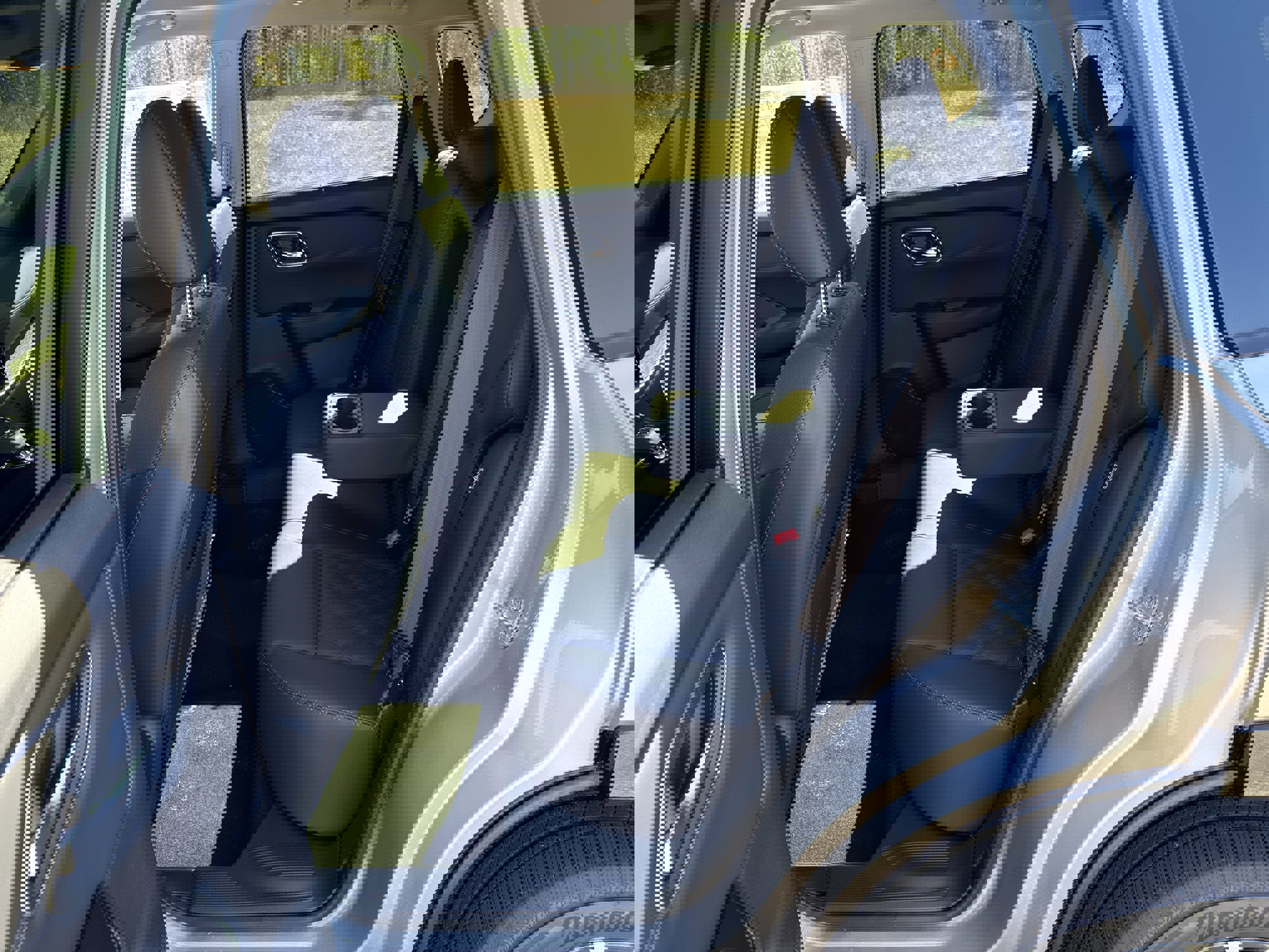 New 2026 Nissan Rogue Platinum image 13