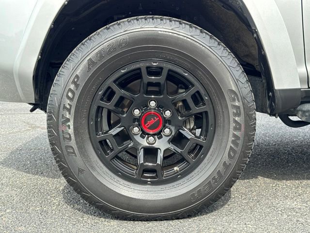 Used 2021 Toyota 4Runner TRD Off-Road Premium w/ Moonroof Package AWD/4WD image 7