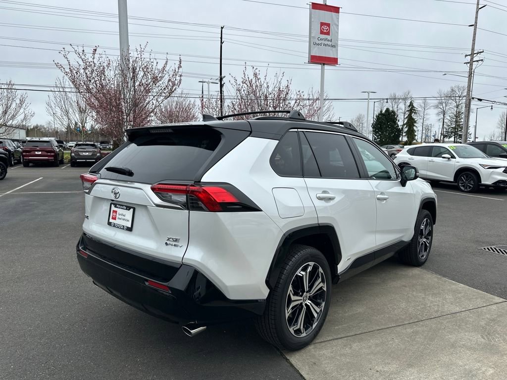 Used 2025 Toyota RAV4 XSE w/ Weather Package image 5