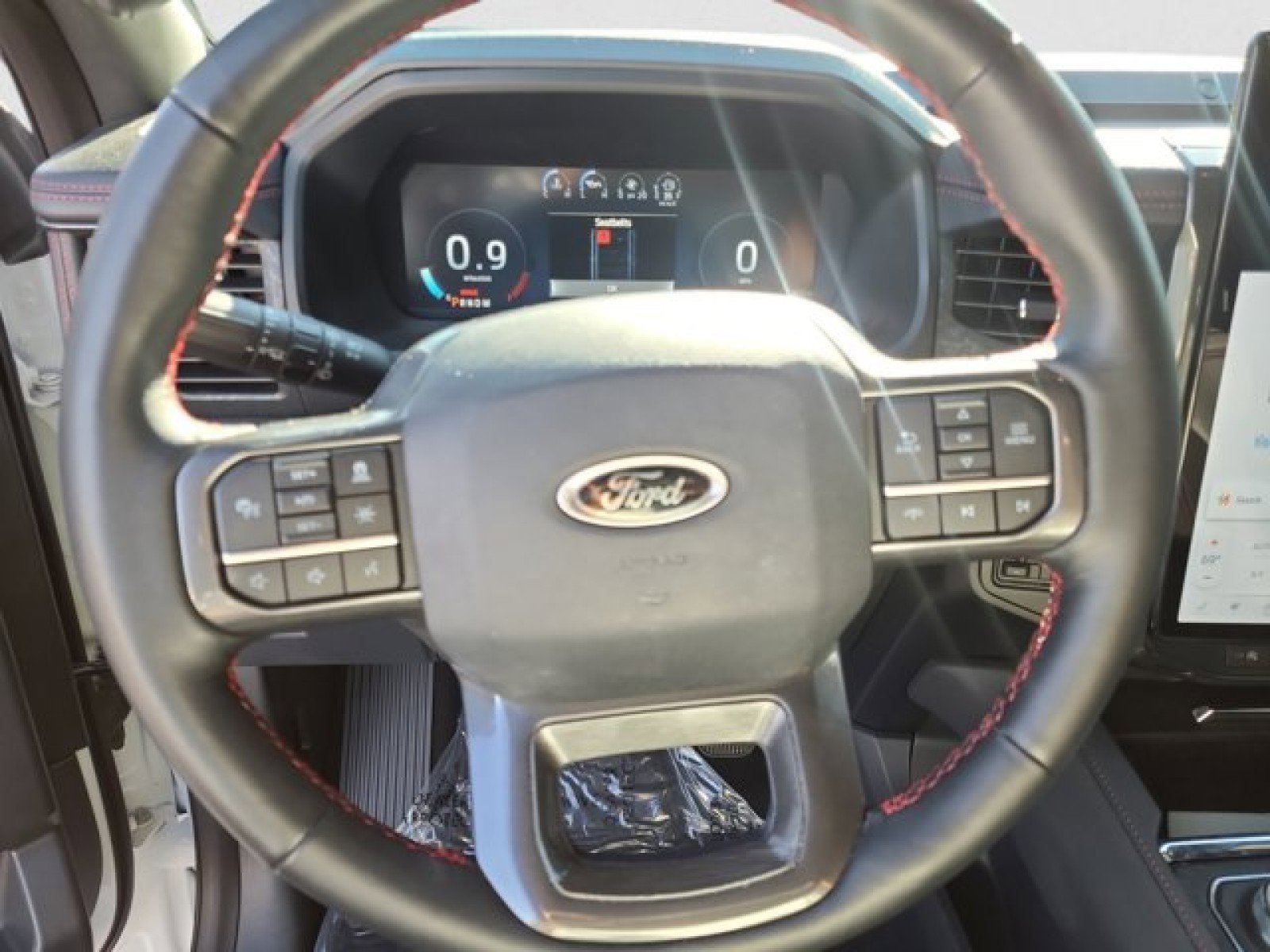 Used 2023 Ford Expedition Max Limited image 16