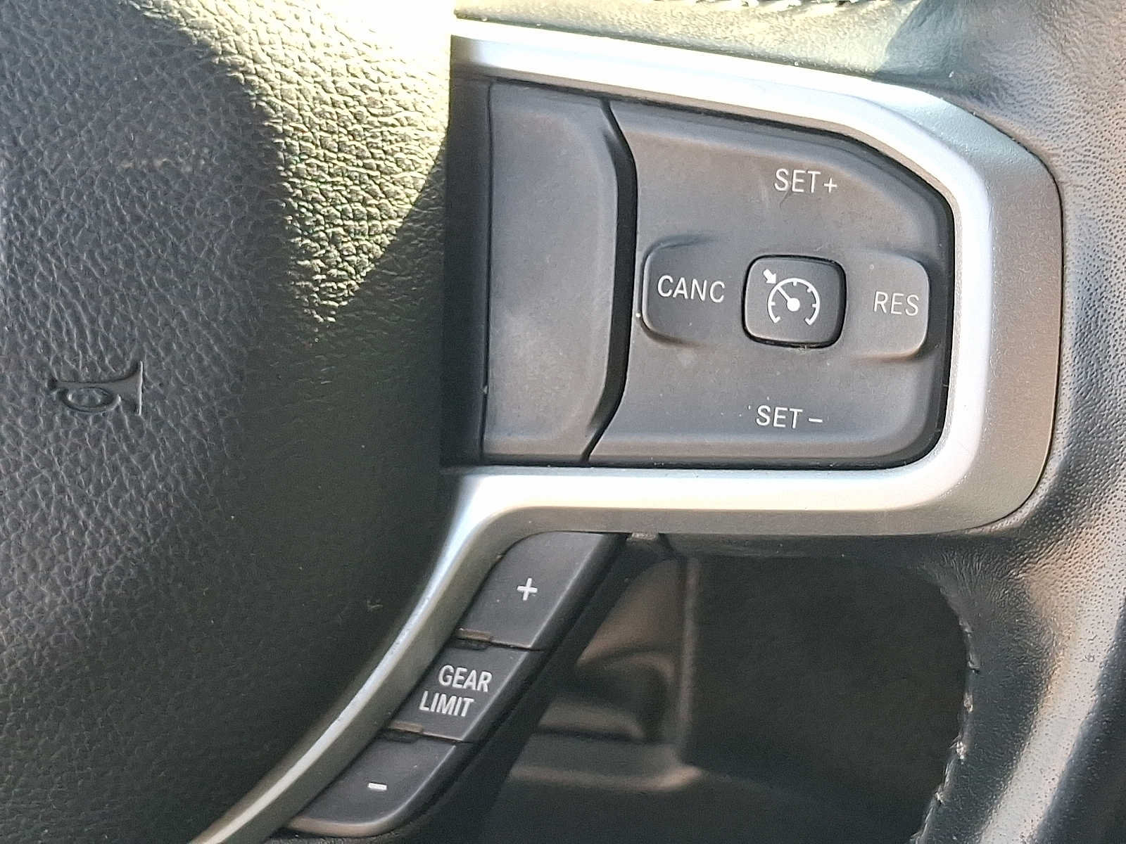 Used 2022 RAM 1500 Big Horn AWD/4WD image 22