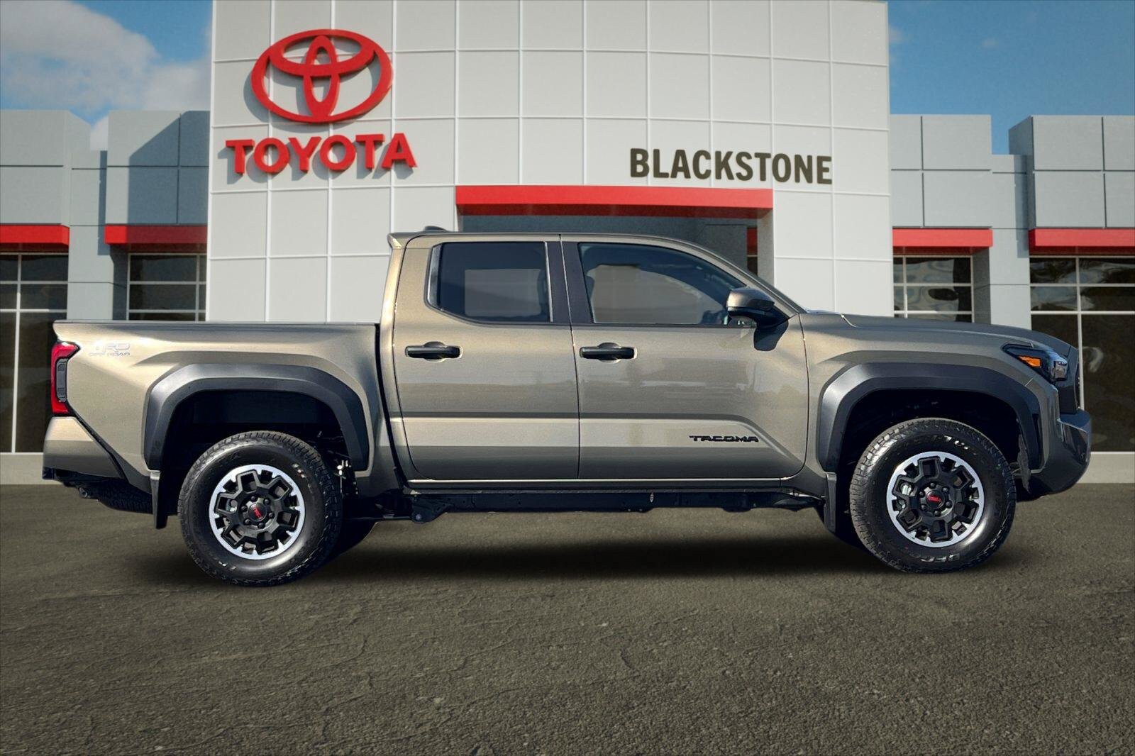Certified 2026 Toyota Tacoma TRD Off-Road AWD/4WD image 2