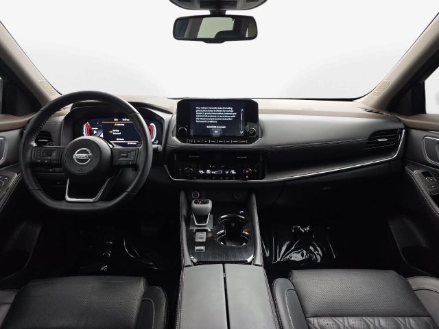 Used 2021 Nissan Rogue Platinum FWD image 13