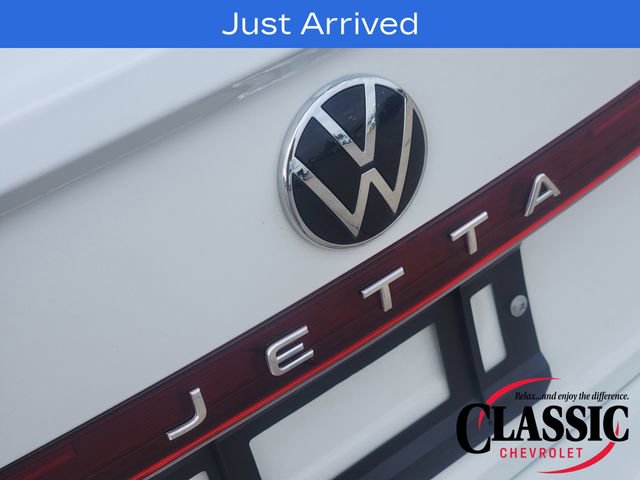 Used 2025 Volkswagen Jetta Sport FWD image 11