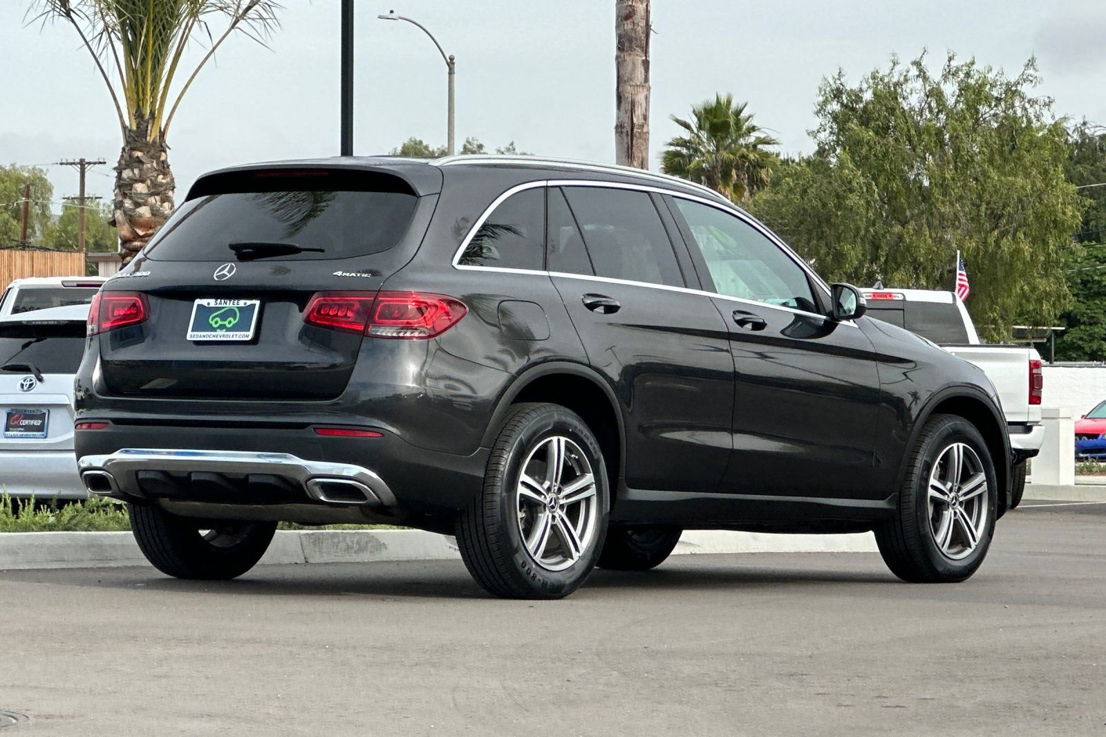 Used 2020 Mercedes-Benz GLC 300 4MATIC image 4