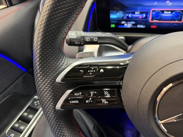 Used 2024 Mercedes-Benz EQB 250+ image 21