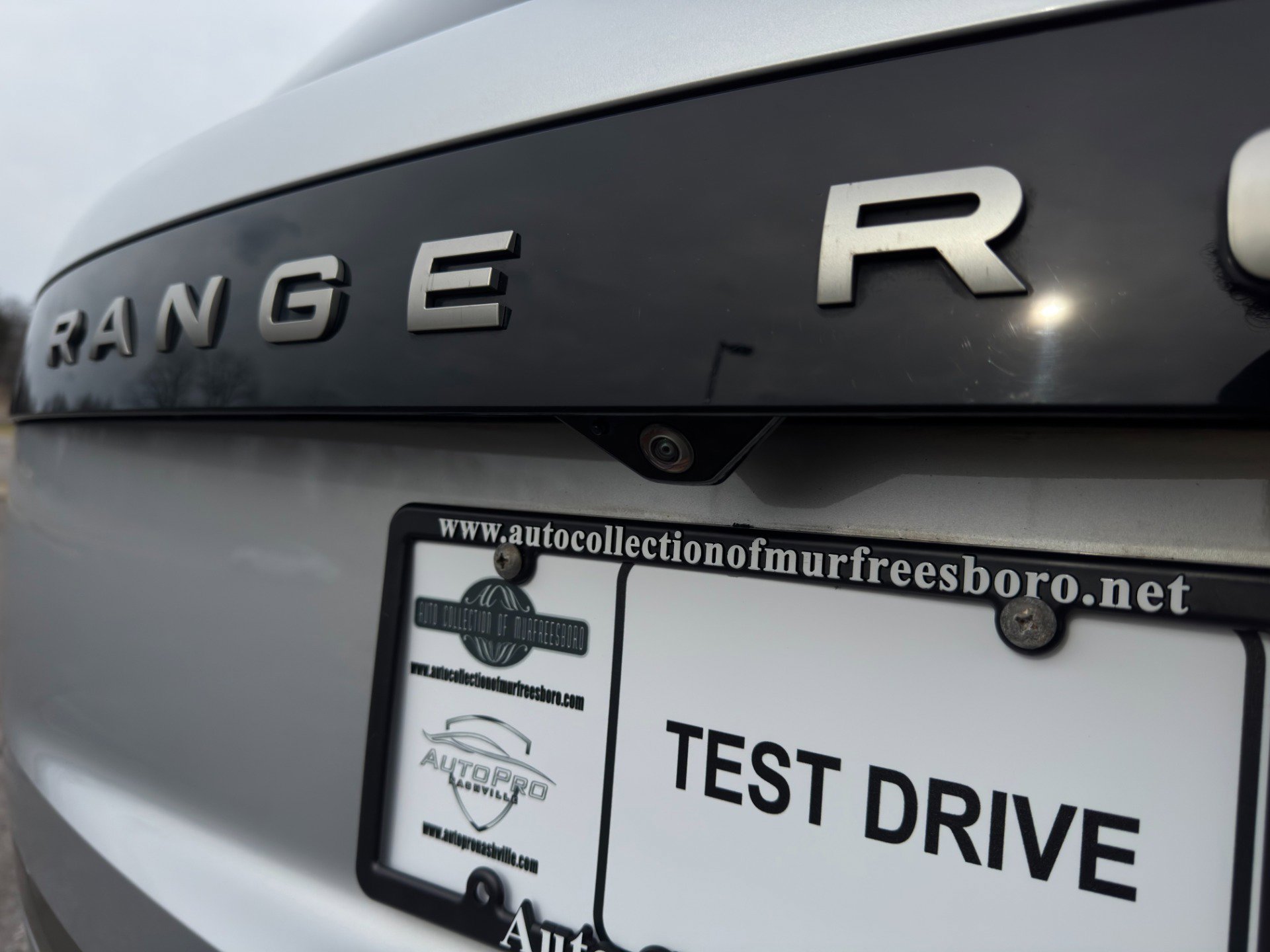 Used 2023 Land Rover Range Rover SE image 61