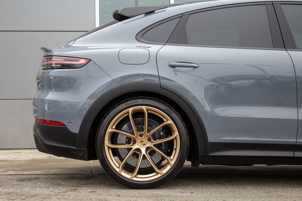 Used 2023 Porsche Cayenne Turbo GT AWD/4WD image 6
