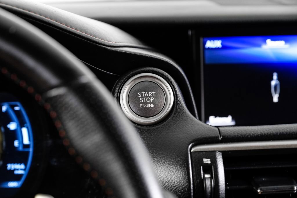 Used 2018 Lexus IS 300 F Sport w/ F Sport Package image 20