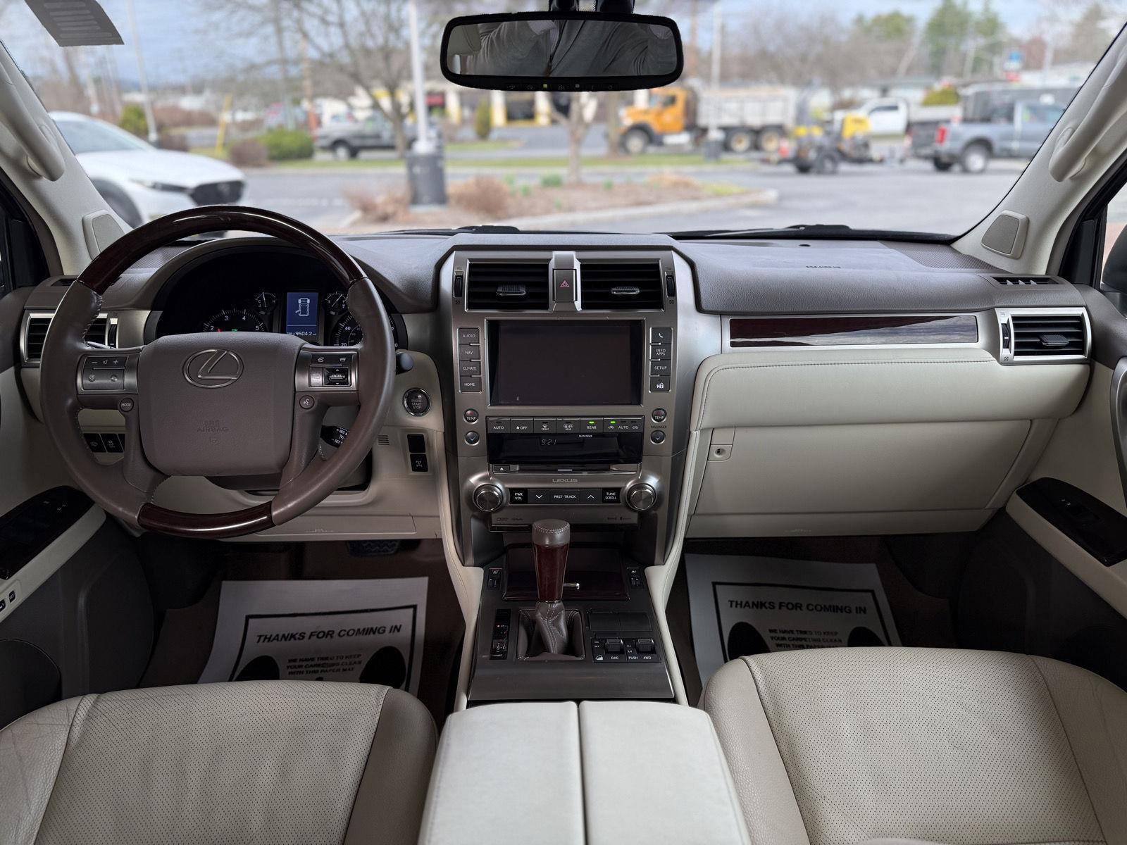 Used 2014 Lexus GX 460 w/ Premium Package AWD/4WD image 25