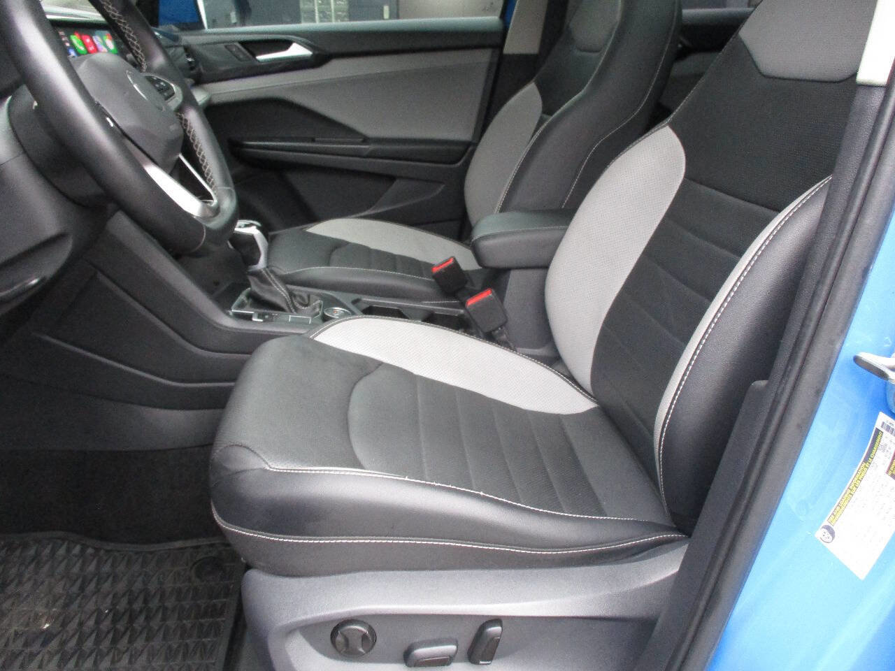 Used 2022 Volkswagen Taos SEL image 22