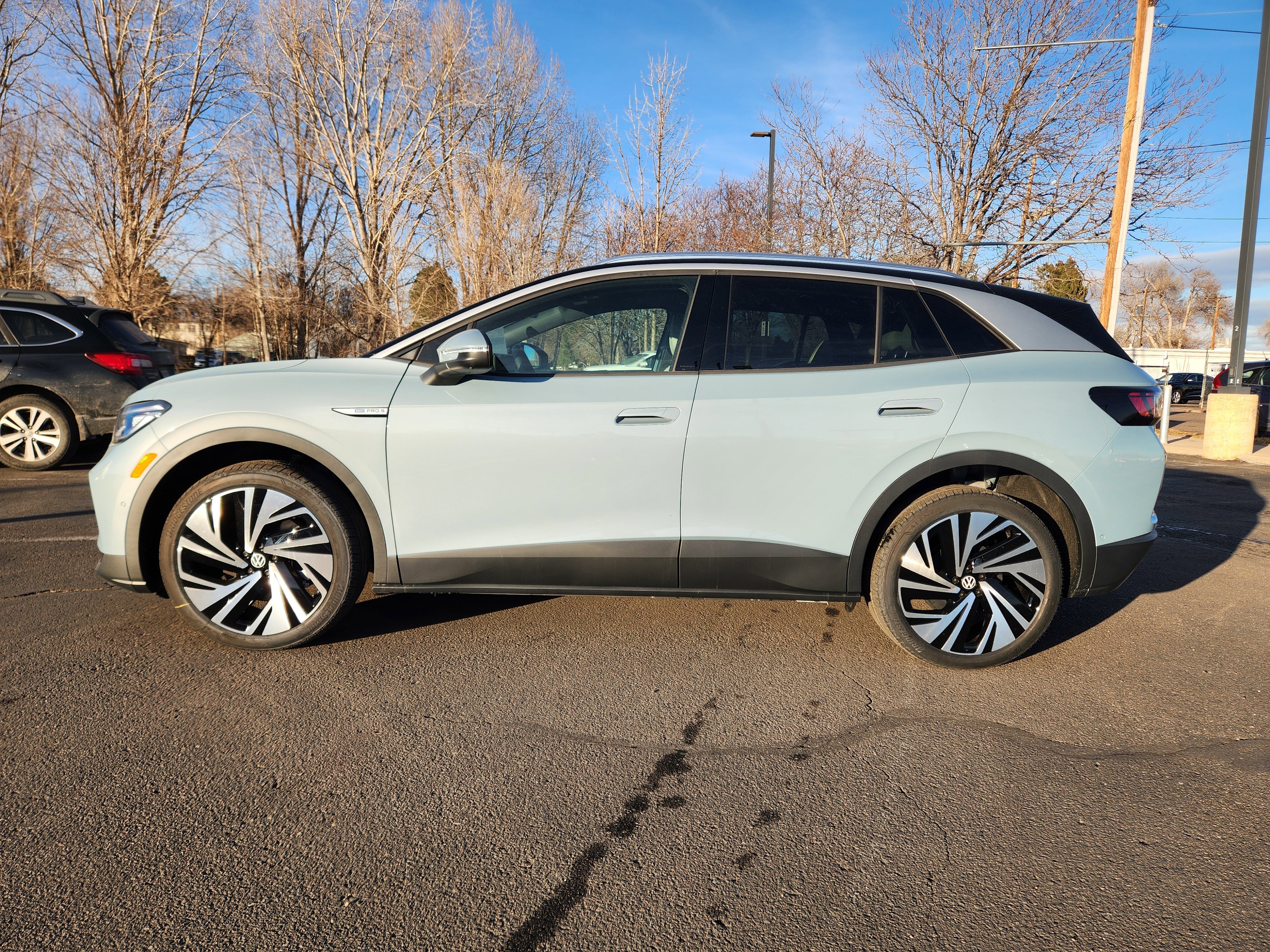 New 2026 Volkswagen ID.4 Pro S Plus AWD/4WD image 2