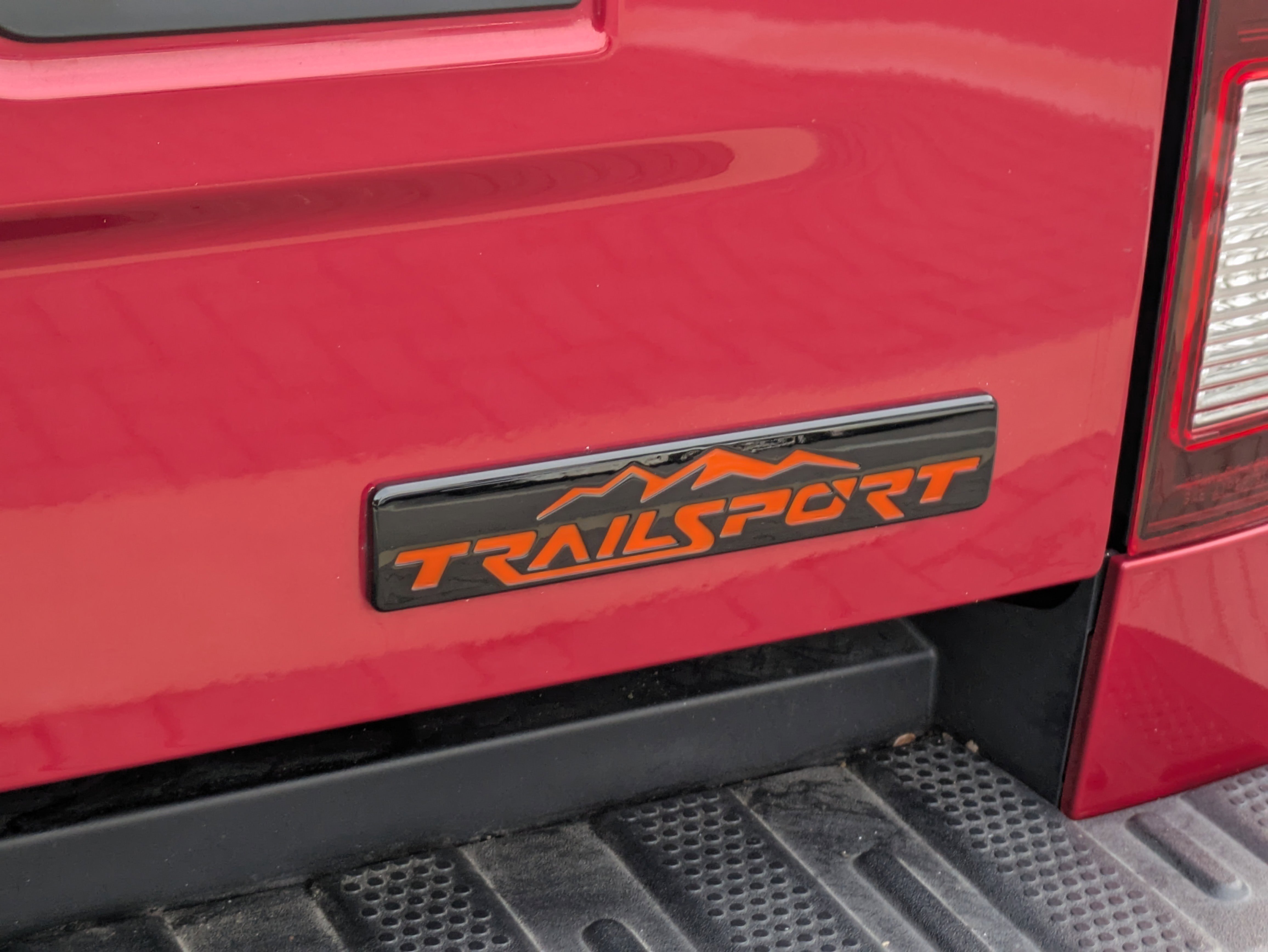 Used 2025 Honda Ridgeline TrailSport image 17