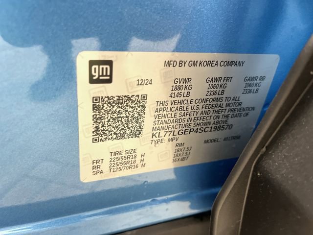 Used 2025 Chevrolet Trax RS w/ Sunroof Package image 35